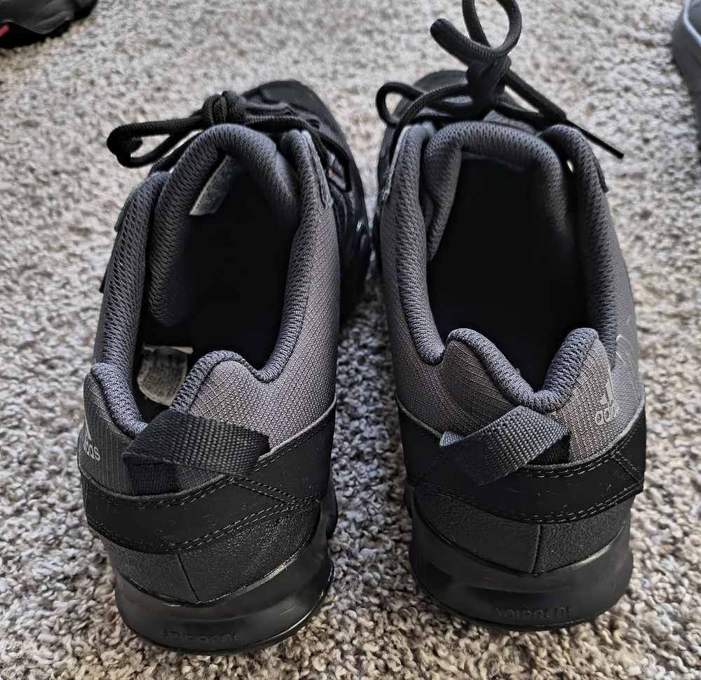 Adidas AX2 Traxion Trail Running Hiking shoes size 10.5 - Picture 4 of 5